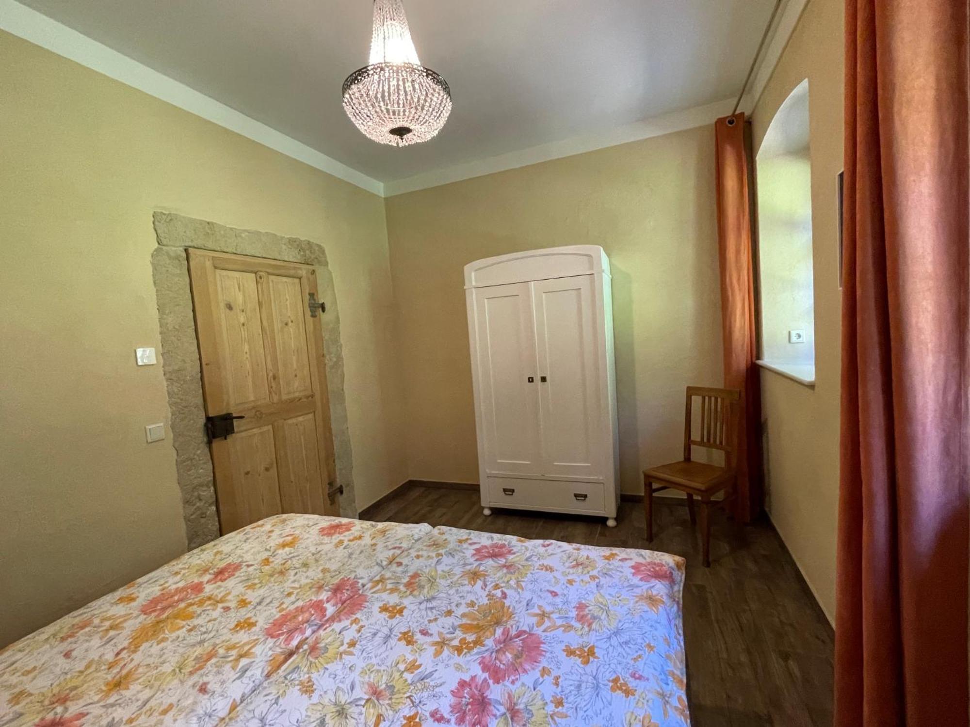 Ferienwohnung Parkblick Im Badehaus Rosenthal-Bielatal Bagian luar foto
