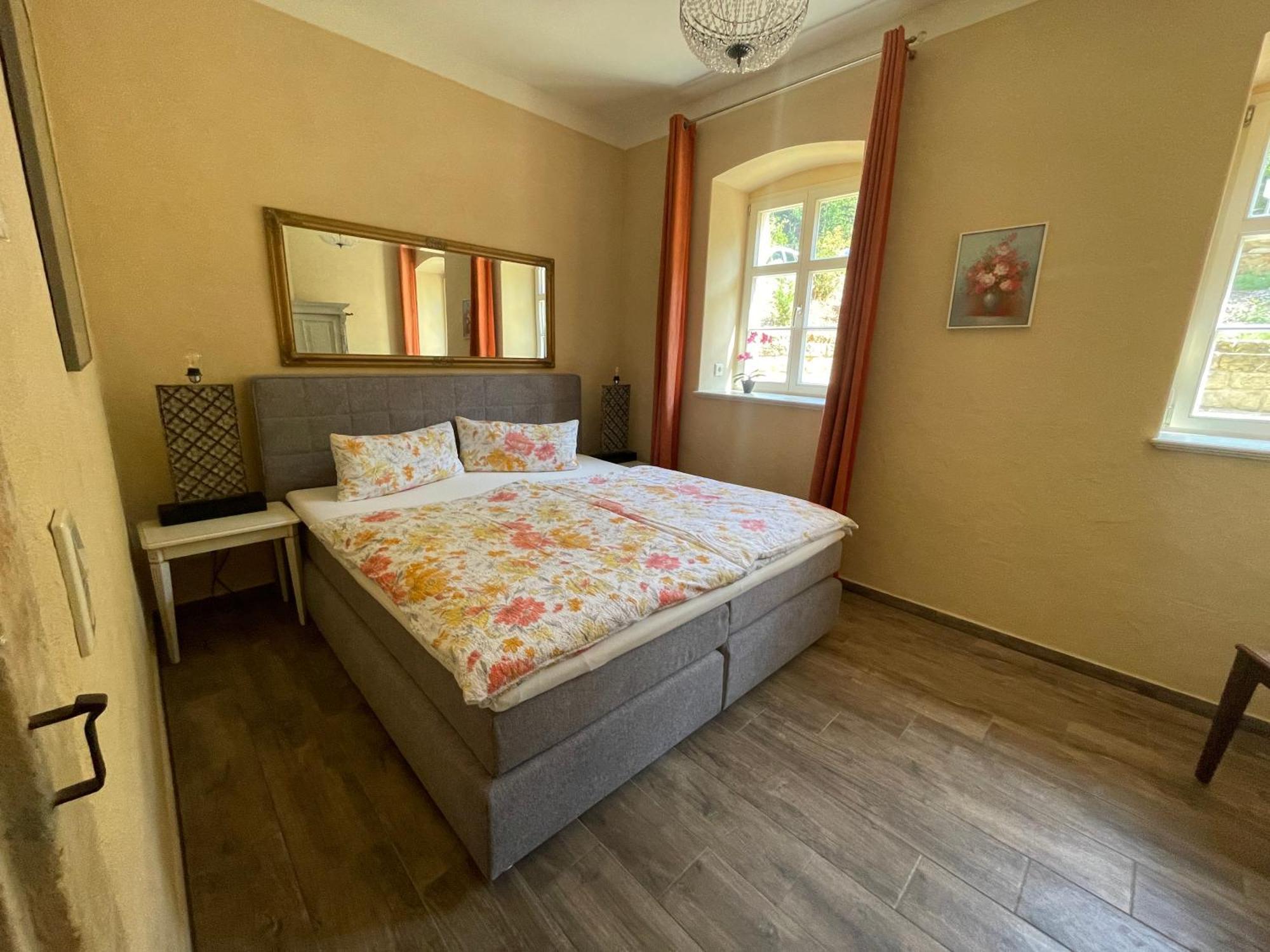 Ferienwohnung Parkblick Im Badehaus Rosenthal-Bielatal Bagian luar foto