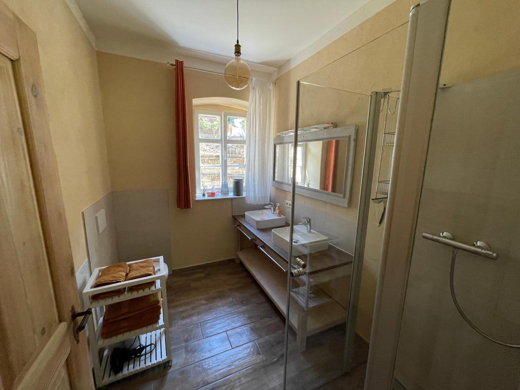 Ferienwohnung Parkblick Im Badehaus Rosenthal-Bielatal Bagian luar foto